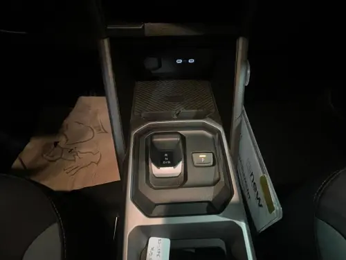 Dacia Duster Hybrid 140 Extreme - Photo 14