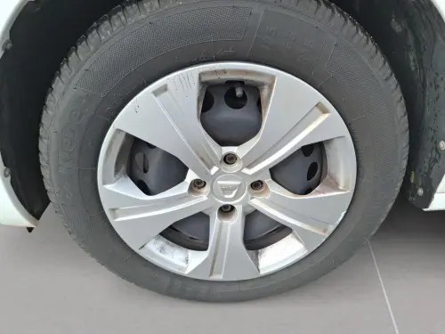 Dacia Sandero ECO-G 100 Essentiel - Photo 8