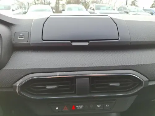 Dacia Sandero ECO-G 100 Essentiel - Photo 20