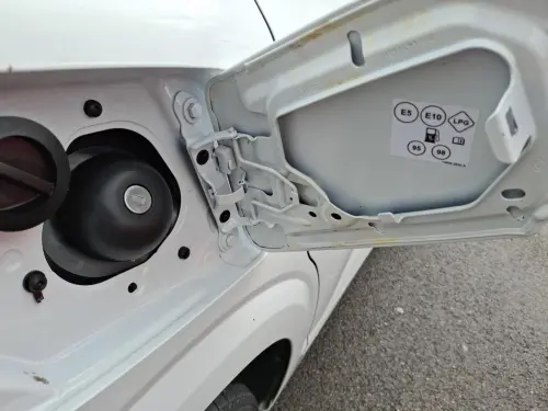 Dacia Sandero ECO-G 100 Essentiel - Photo 22