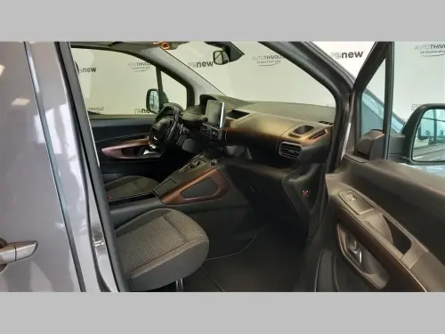 Peugeot Rifter Long BlueHDi 130 S&S EAT8 GT Line - Photo 4