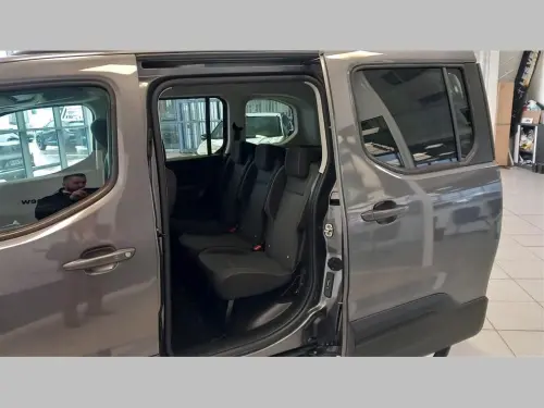 Peugeot Rifter Long BlueHDi 130 S&S EAT8 GT Line - Photo 9