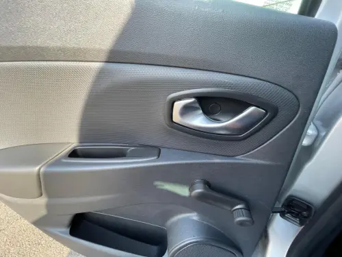 Renault Clio Clio TCe 90 E6C Limited - Photo 13