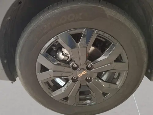 Dacia Sandero ECO-G 100 GSR2 Stepway Extreme + - Photo 8