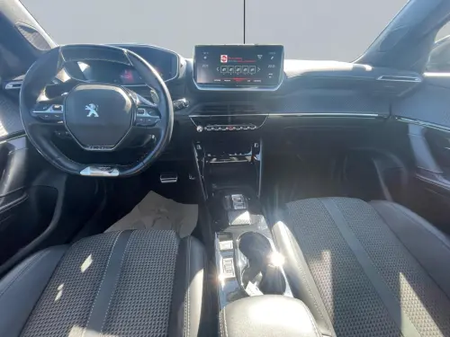 Peugeot 2008 PureTech 130 S&S EAT8 GT - Photo 11