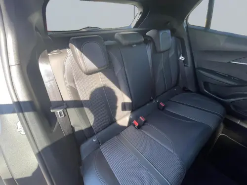 Peugeot 2008 PureTech 130 S&S EAT8 GT - Photo 17