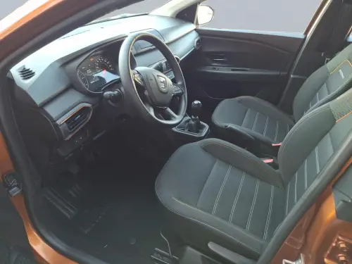 Dacia Sandero ECO-G 100 Stepway Essentiel - Photo 9