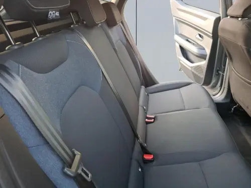 Dacia Duster Hybrid 140 Journey - Photo 15