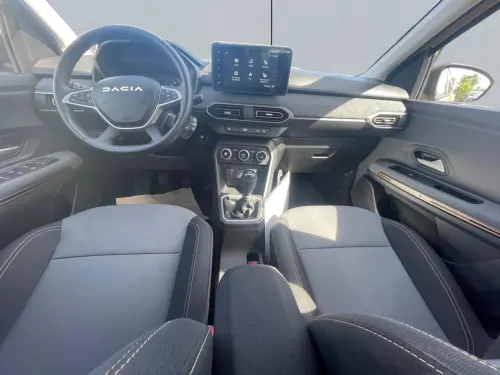 Dacia Sandero ECO-G 100 GSR2 Stepway Extreme + - Photo 11