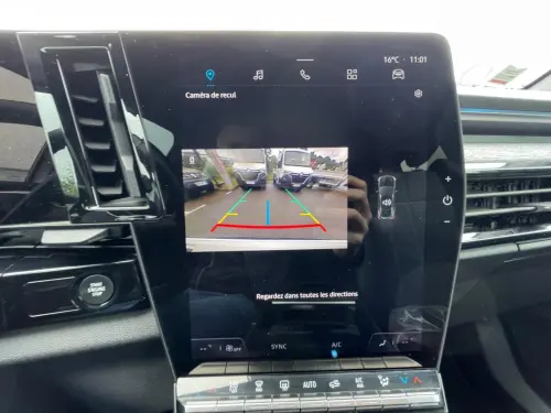 Renault Austral E-Tech hybrid 200 Techno - Photo 21