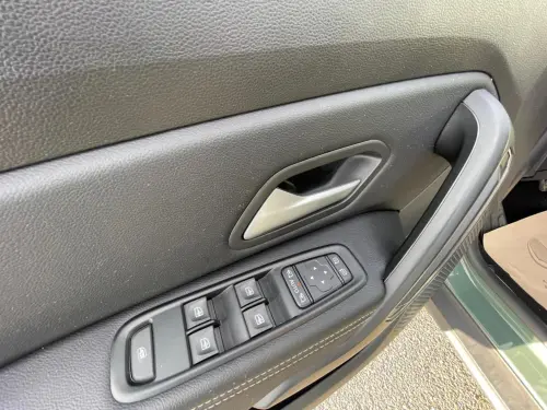 Dacia Duster ECO-G 100 4x2 Journey + - Photo 10