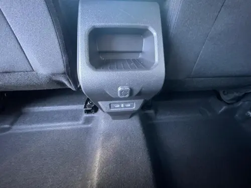 Dacia Duster Hybrid 140 Journey - Photo 13