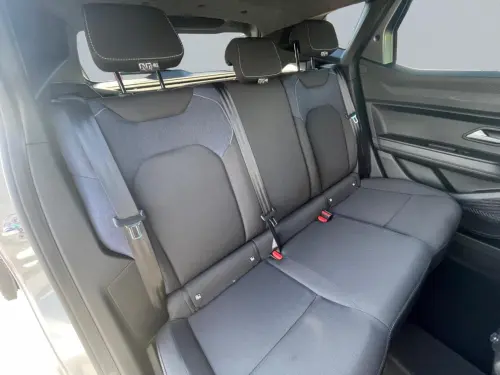 Dacia Duster Hybrid 140 Journey - Photo 17
