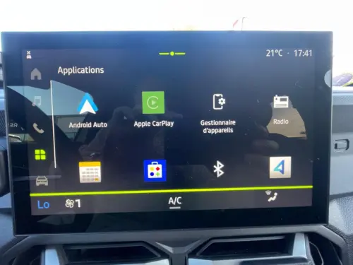 Dacia Duster Hybrid 140 Journey - Photo 22