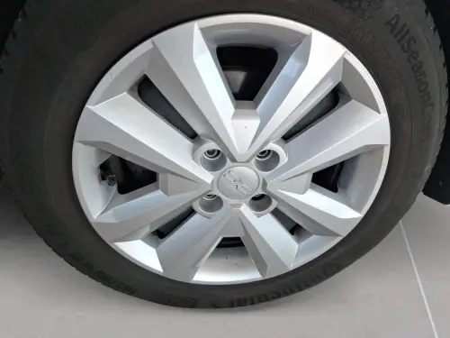 Dacia Sandero SCe 65 Expression - Photo 8