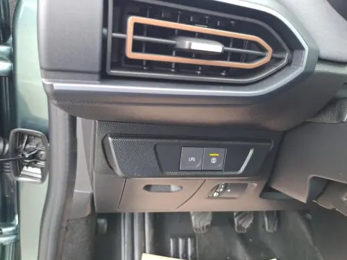 Dacia Jogger extreme + Eco-G 100 - 7 places - 24 - Photo 23