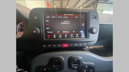 Fiat Panda 1.0 70 ch Hybrid BSG S/S Cross - Photo 20