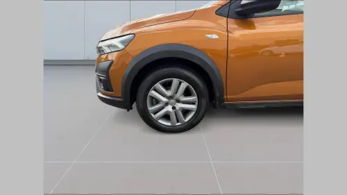 Dacia Sandero ECO-G 100 Stepway Essential - Photo 8