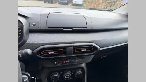 Dacia Sandero ECO-G 100 Stepway Essential - Photo 20