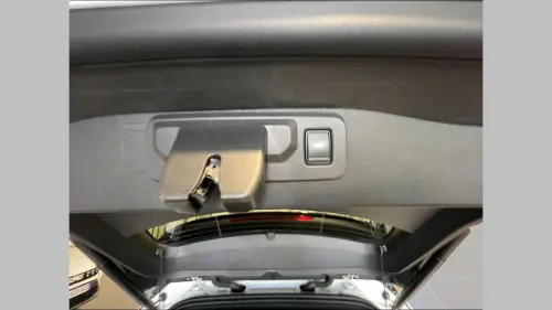 Renault Austral E-Tech hybrid 200 Iconic - Photo 18