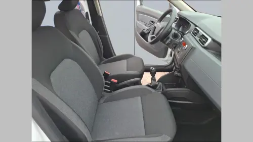 Dacia Duster ECO-G 100 4x2 Essential - Photo 16