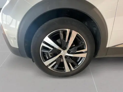 Peugeot 3008 1.2 Puretech 130ch S&S EAT6 Allure - Photo 8