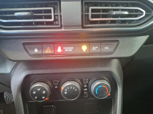 Dacia Sandero TCe 90 Confort - Photo 21