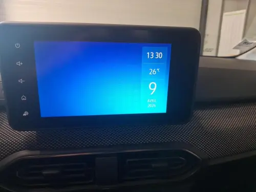 Dacia Sandero TCe 90 Confort - Photo 24