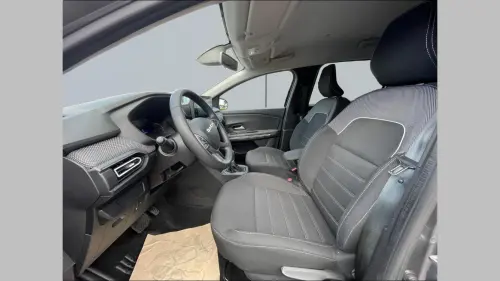 Dacia Jogger Hybrid 140 7 places Extreme - Photo 9