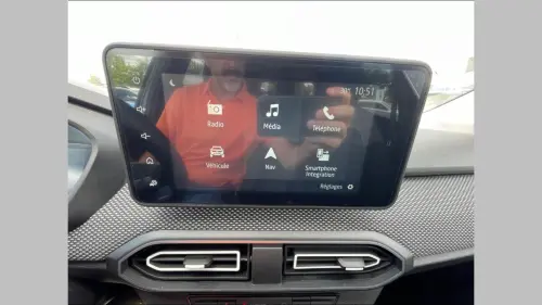 Dacia Jogger Hybrid 140 7 places Extreme - Photo 20
