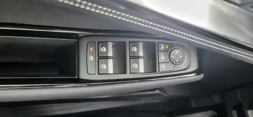 Renault Austral E-Tech hybrid 200 Iconic - Photo 14