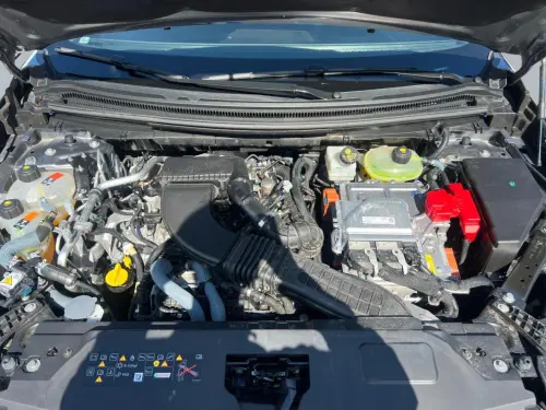 Renault Austral E-Tech hybrid 200 Techno - Photo 19