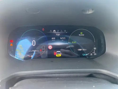 Renault Captur E-Tech Plug-in 160 Intens - Photo 13