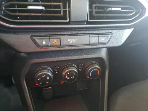 Dacia Sandero ECO-G 100 GSR2 Essential - Photo 10