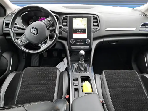 Renault Megane Mégane IV Berline dCi 130 Energy Intens - Photo 11