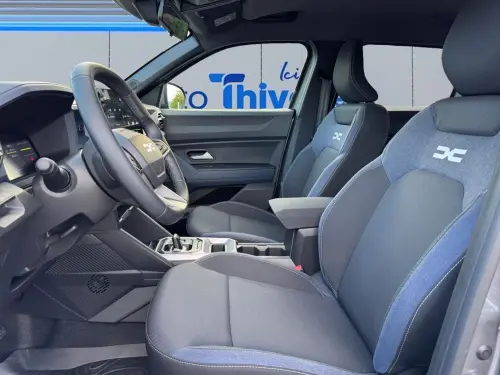 Dacia Duster Hybrid 140 Journey - Photo 9