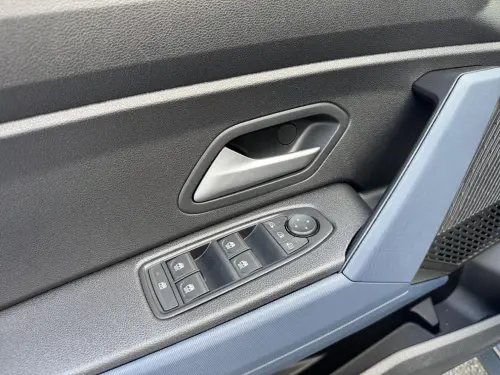Dacia Duster Hybrid 140 Journey - Photo 10