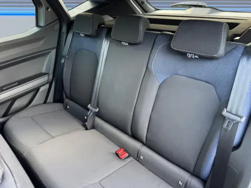 Dacia Duster Hybrid 140 Journey - Photo 15