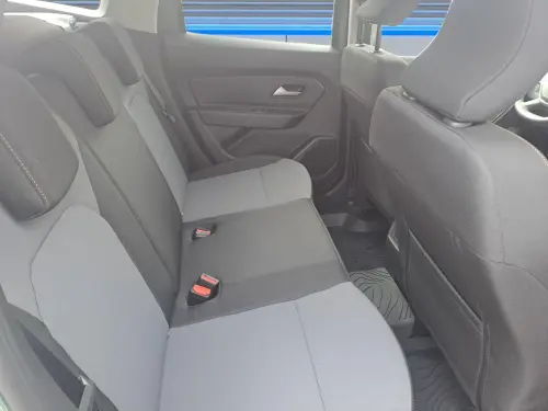 Dacia Duster TCe 150 4x2 EDC Extreme - Photo 17