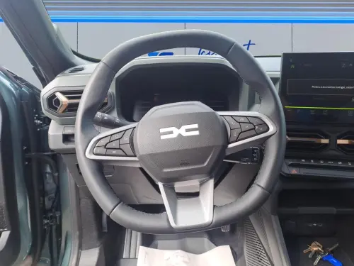Dacia Duster TCe 130 4x4 Extreme - Photo 12