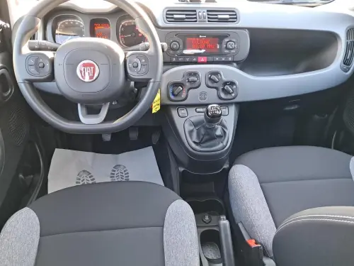 Fiat Panda Panda 1.0 70 ch Hybride BSG S/S City Life - Photo 11