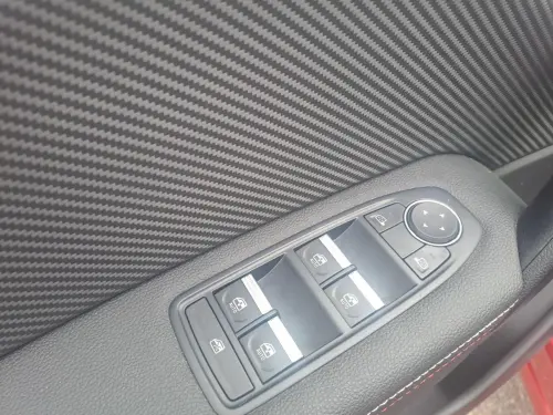 Renault Captur E-Tech Plug-in 160 - 21 R.S. Line - Photo 10