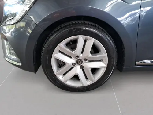Renault Clio Clio E-Tech 140 Zen - Photo 8