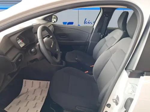 Dacia Sandero ECO-G 100 GSR2 Essential - Photo 9