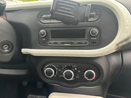 Renault Twingo Twingo III 0.9 TCe 90 Energy Limited - Photo 19