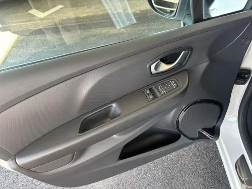 Renault Clio Clio dCi 90 Energy Limited EDC - Photo 11