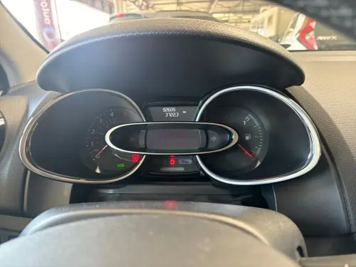 Renault Clio Clio dCi 90 Energy Limited EDC - Photo 13