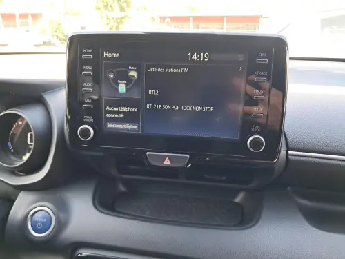 Toyota Yaris Yaris Hybride 116h Collection - Photo 19