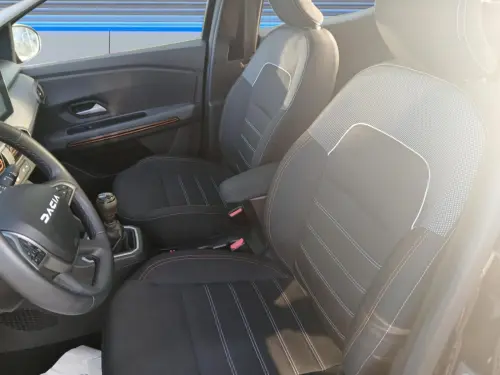 Dacia Sandero ECO-G 100 Stepway Expression + - Photo 9