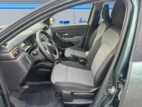 Dacia Duster TCe 130 4x2 Extreme - Photo 9